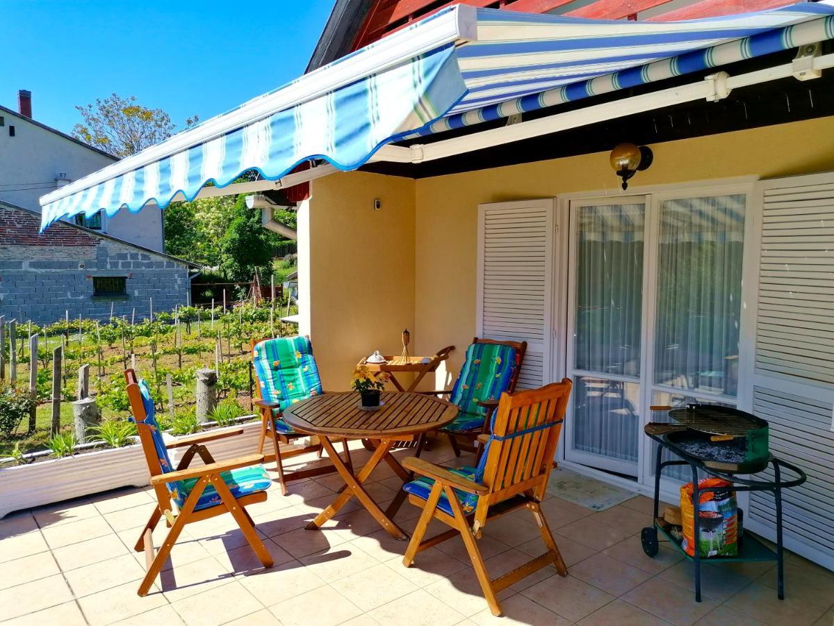 Villa Felícia Balatonszepezd Exterior foto